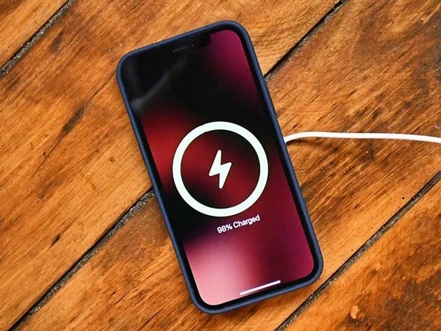 邻水苹果手机维修分享iPhone 12可以随便充电吗 